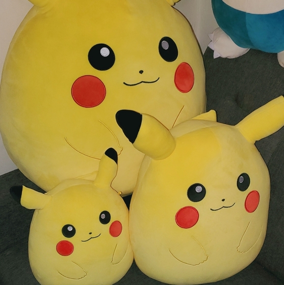 Pikachu squishmallow 20inch - Picture 2 of 3